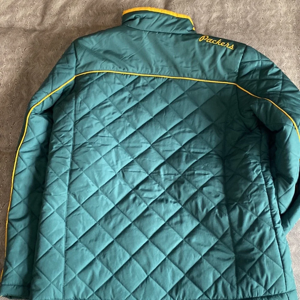 Green Bay Packers light weight jacket - Picture 3 of 3